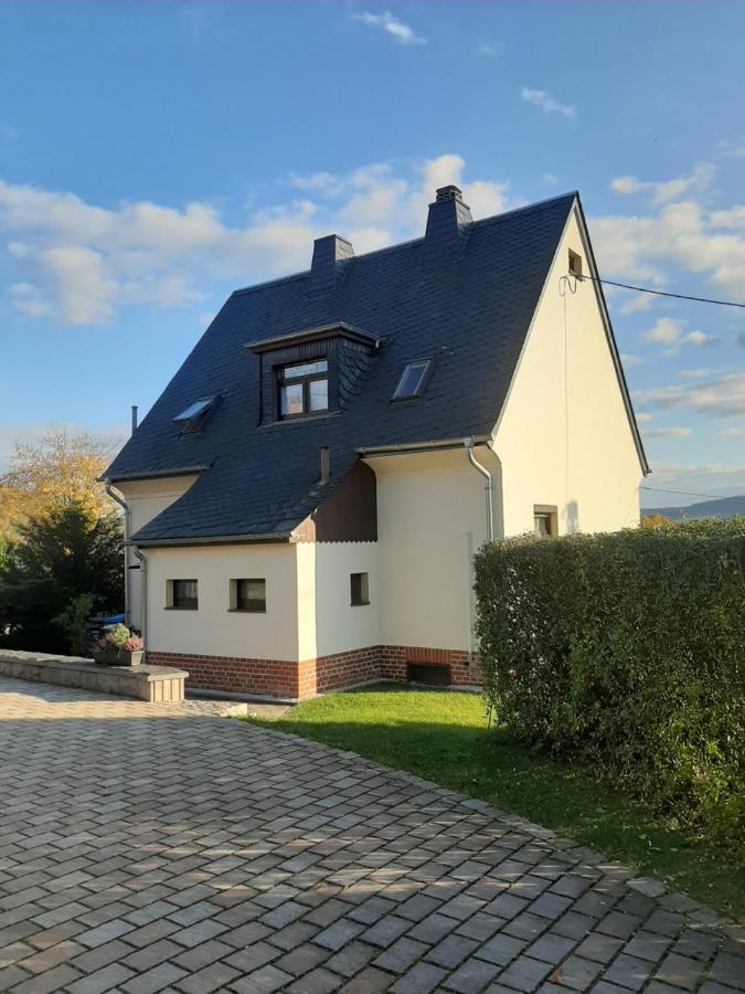 Haus Mit Ausblick 3 Schlafzimmer Wilkau-Hasslau Ngoại thất bức ảnh